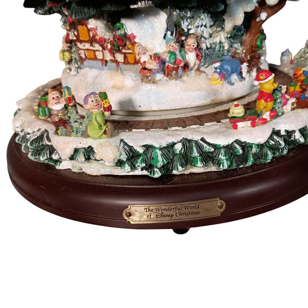 The Wonderful World Of Disney Animated Christmas Tree Hawthorne Village Musical - Picture 6 of 9